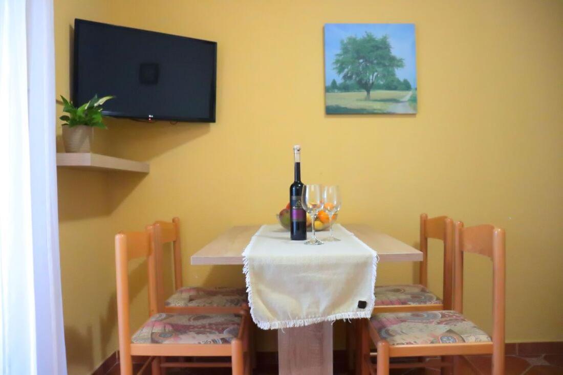Villa Diana Apartments Porec Luaran gambar