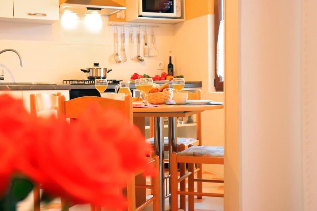 Villa Diana Apartments Porec Luaran gambar